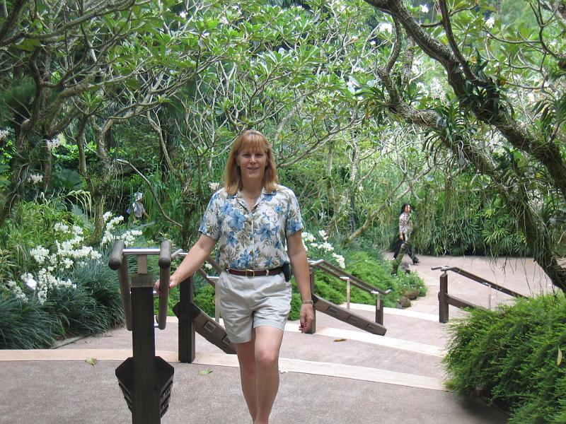 IMG_0391.JPG - At the Botannical Gardens